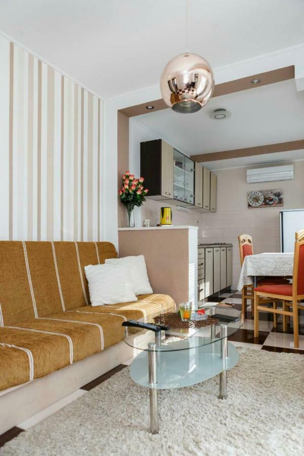 Isabella Appartement Makarska